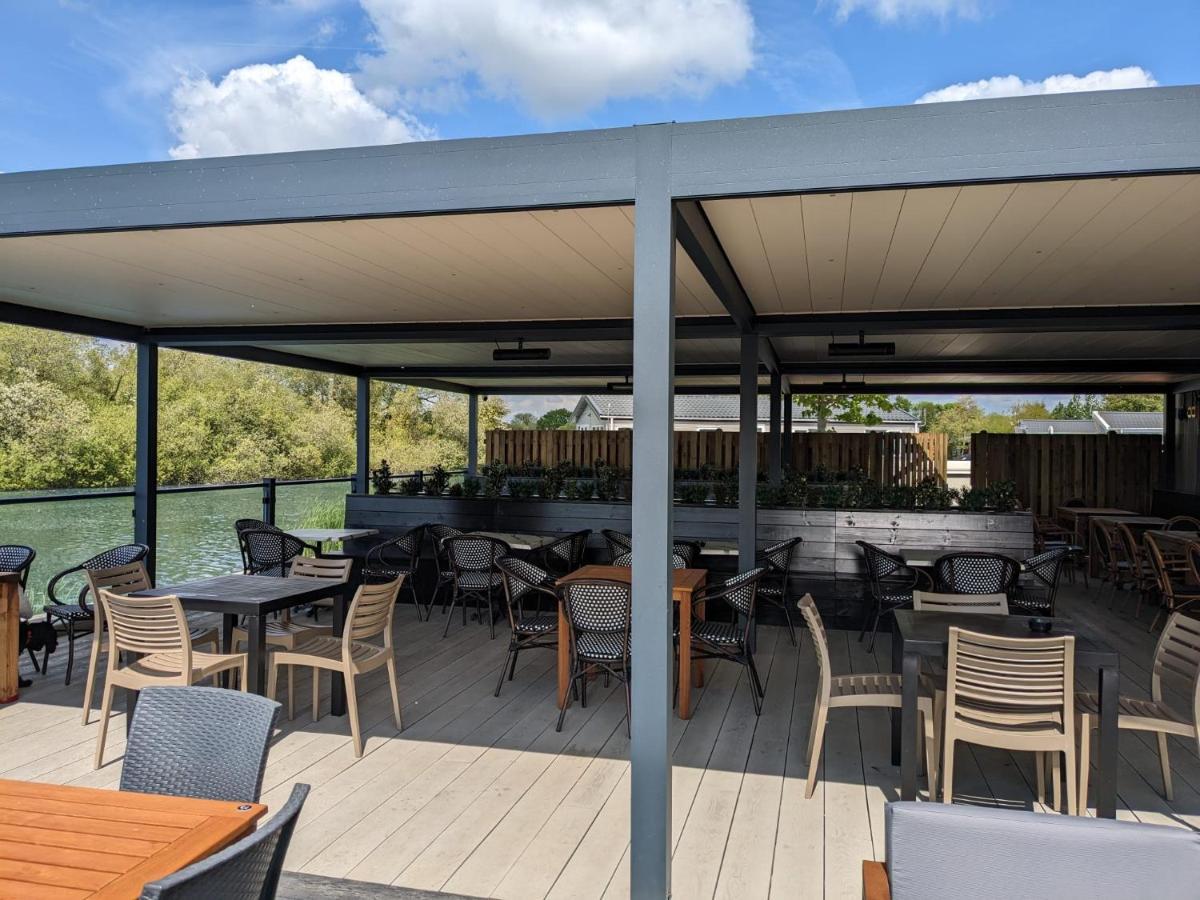Chichester Lakeside Self-Catering Holiday Home Exterior foto